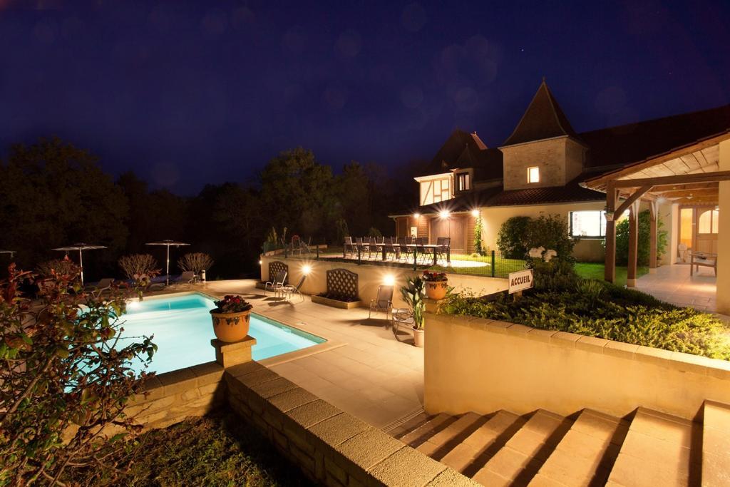 Chambres D'Hotes Les Peyrouses Sarlat Esterno foto