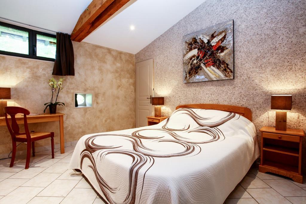 Chambres D'Hotes Les Peyrouses Sarlat Esterno foto