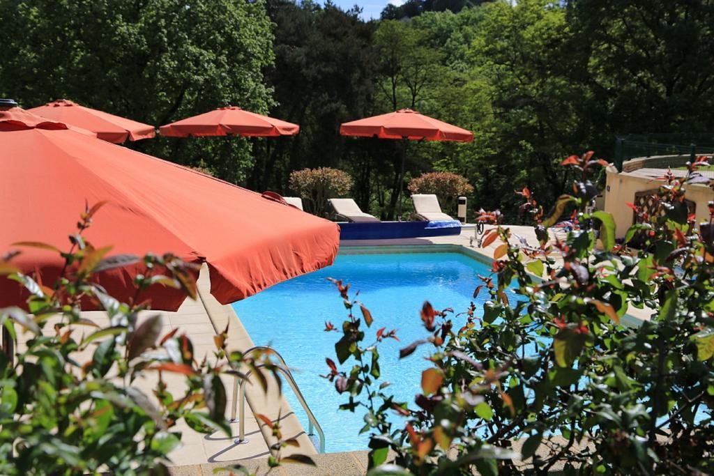 Chambres D'Hotes Les Peyrouses Sarlat Esterno foto